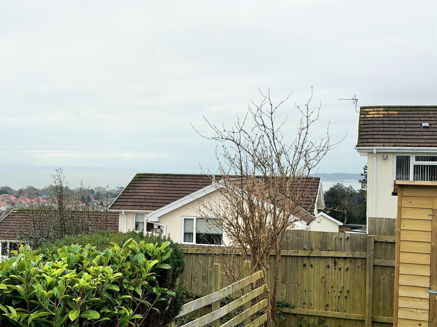 Llwynmawr Close, Sketty, Swansea, SA2 9HD